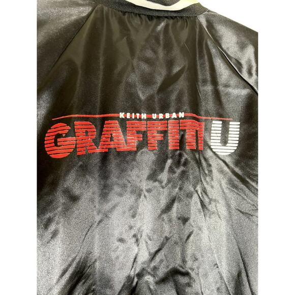 KEITH URBAN GRAFFITI U Tour VIP Retro Satin Concert Bomber Jacket Men's Size Lar - Picture 6 of 7